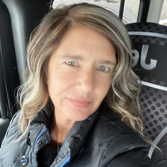 Meet your Posher, Kathy - Picture 7 of 16